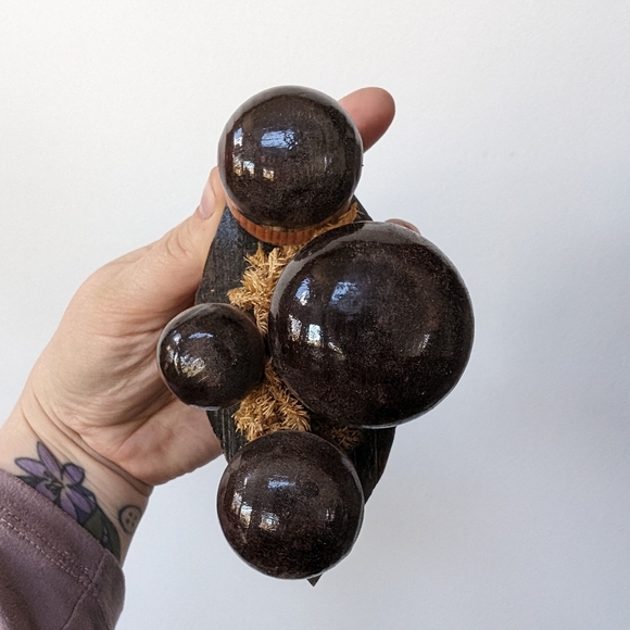 Wooden folk mushrooms x 2 - Picture 3 of 9
